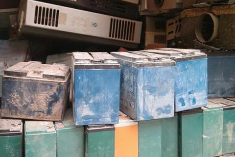 于洪马三家附近回收三元锂电池✔高价铅酸蓄电池回收✔电板回收